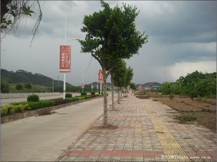 本图片已被缩小，点击查看原大小图片。